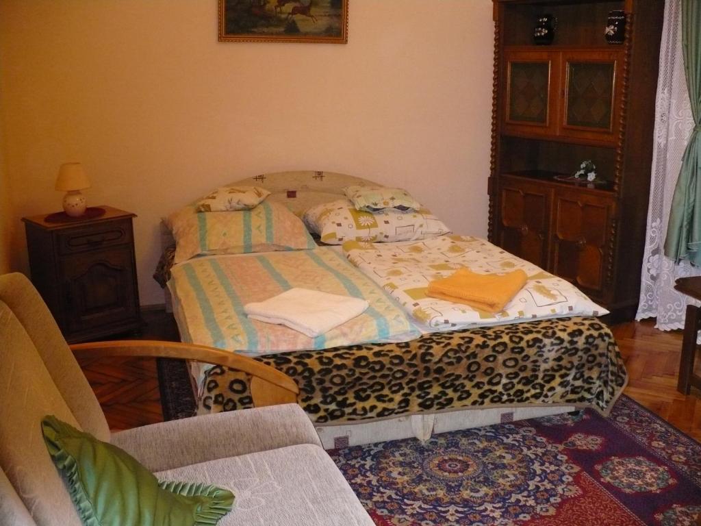 דירות מישקולץ Kitty Apartman חדר תמונה