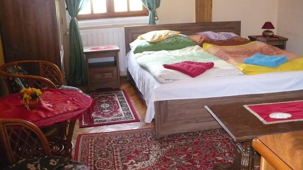 דירות מישקולץ Kitty Apartman מראה חיצוני תמונה